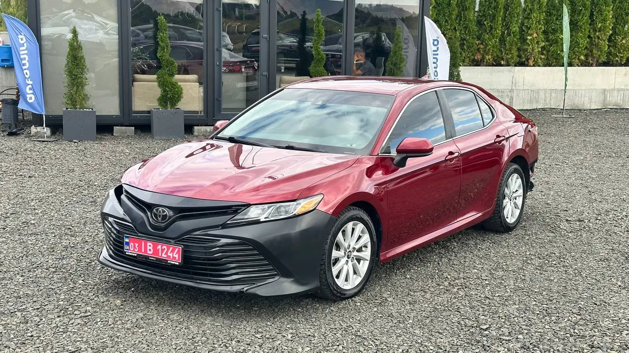 Toyota CAMRY LE