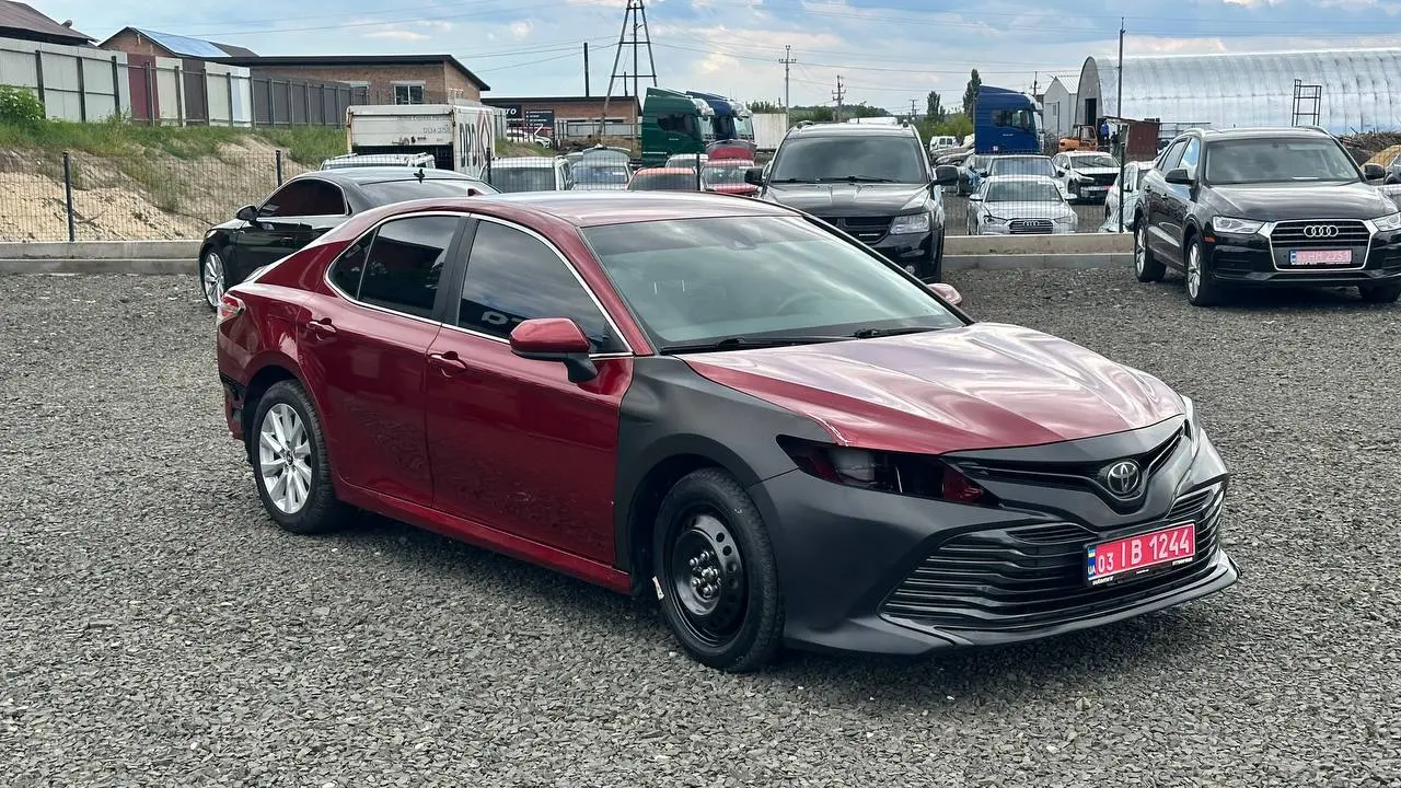 Toyota CAMRY LE