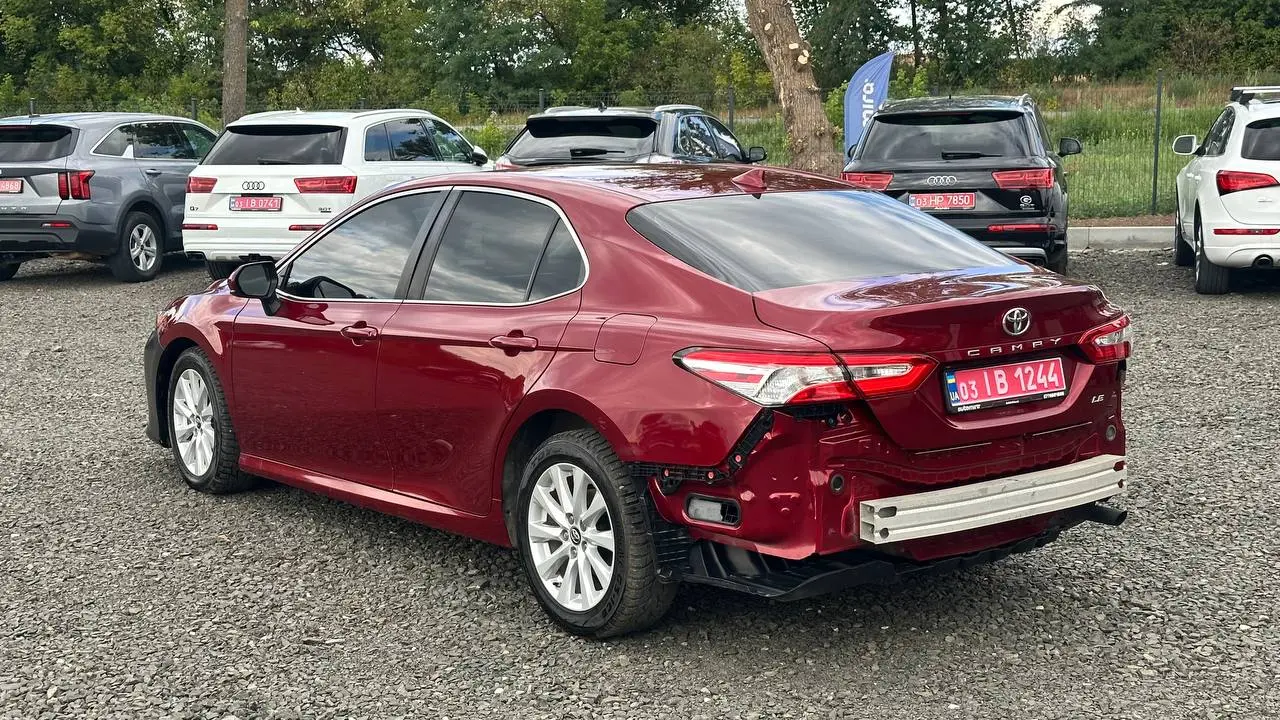 Toyota CAMRY LE