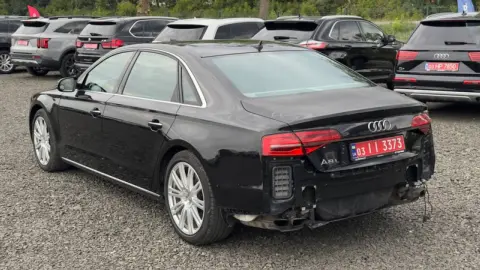 Audi A8 L QUATTRO
