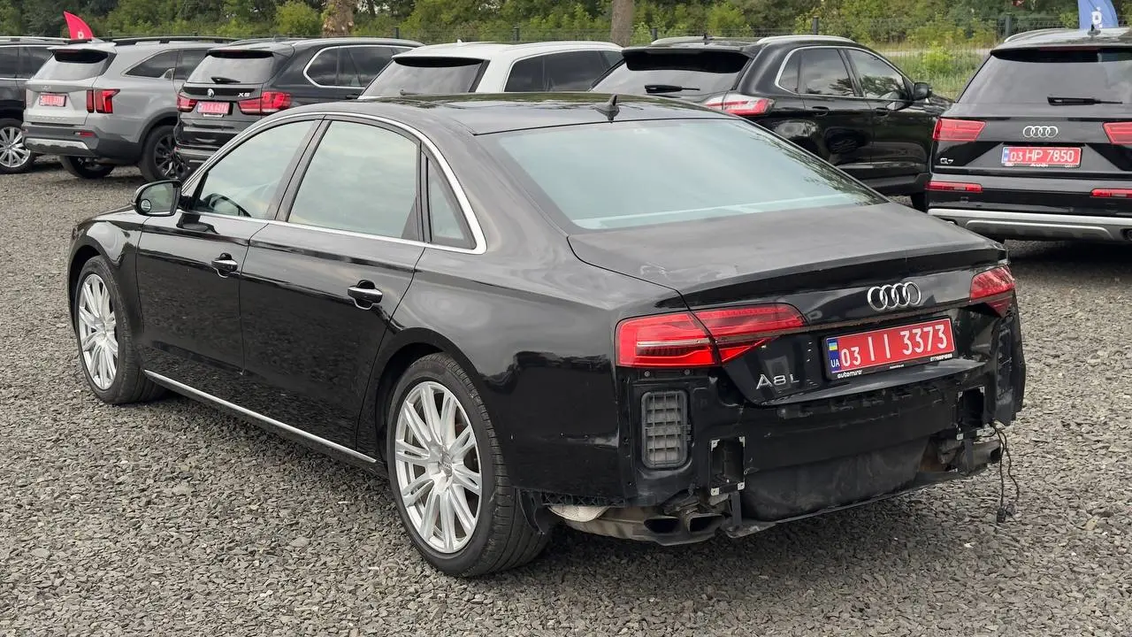 Audi A8 L QUATTRO