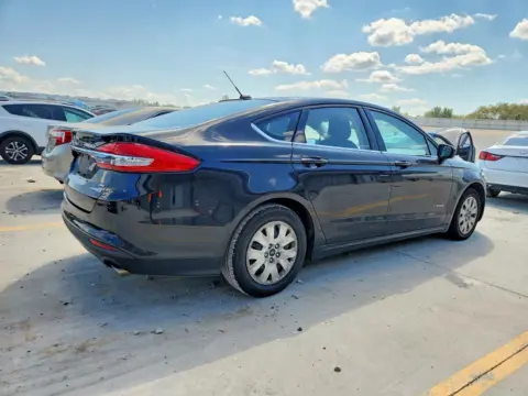 Ford FUSION SE HYBRID