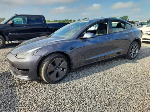 Tesla MODEL 3 RWD