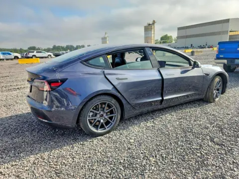 Tesla MODEL 3 RWD