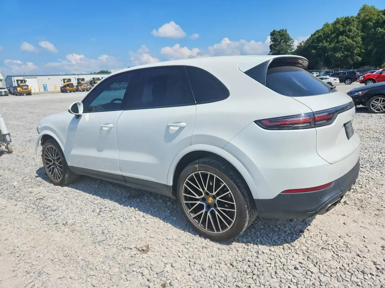 Porsche CAYENNE